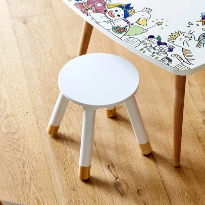 Σετ τραπέζι με επιφάνεια χρωματισμού + 2 σκαμπό - Δάσος